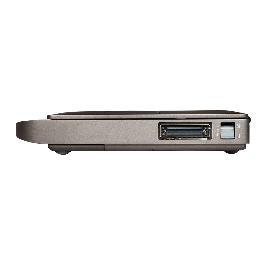 ax8 001